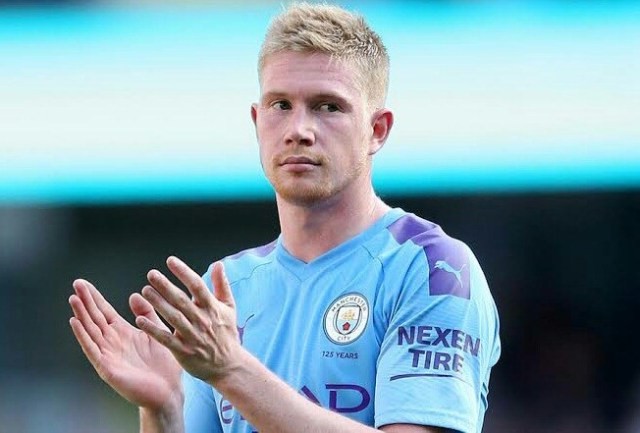 青岛西海岸晒视频：把口号带到诺坎普，老外喊“战斗青岛队”（青岛西海岸发布视频：口号响彻诺坎普，外国球迷高喊“青岛队，战斗！”）