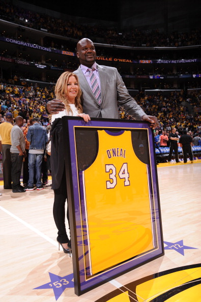 五大联赛周末看点：西甲意甲迎榜首大战 谁掉队？（周末五大联赛前瞻：西甲、意甲榜首对决，谁会掉队？）