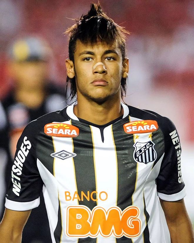 摩纳哥1-0客胜十人博德闪耀，巴洛贡一锤定音，甘德森直红（摩纳哥1-0客擒十人博德闪耀：巴洛贡定胜局，甘德森直红）