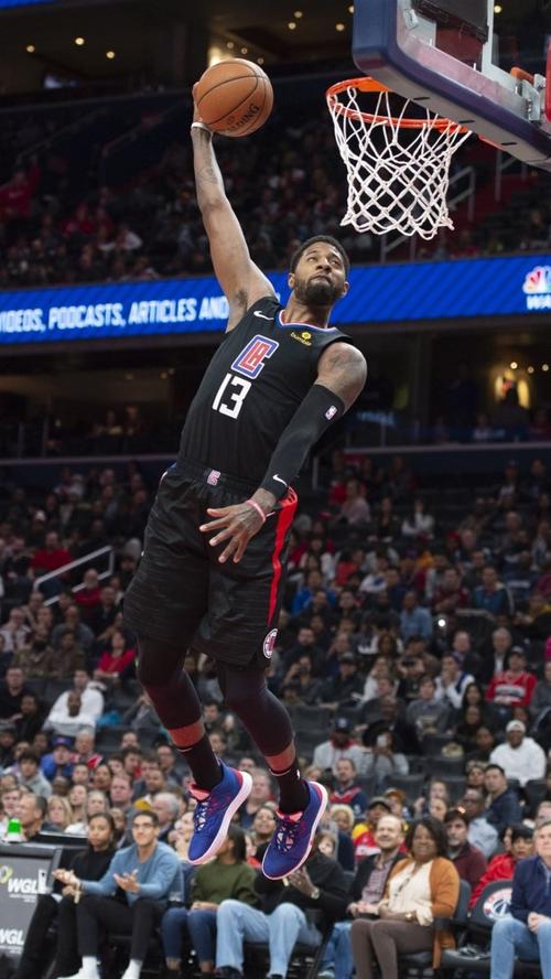 美媒：追梦当时冲科尔喊去＊＊的，后者回击不想听就回家（美媒曝格林当场对科尔爆粗，科尔回怼：不想听就回家）