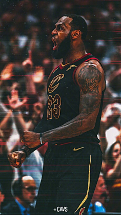 卡莱尔：内姆布哈德遭遇右大腿挫伤，将缺席今天的比赛（卡莱尔称内姆布哈德右大腿挫伤，今日将缺阵）