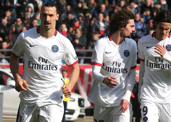 获赛事最佳：法国U16队长对签约阿森纳／巴萨持开放态度（荣膺赛事最佳，法国U16队长称愿考虑加盟阿森纳或巴萨）