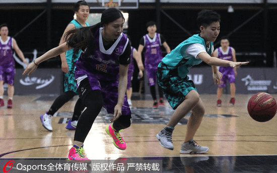 都体：坎比亚吉退出意大利队，加图索正面临边路球员短缺问题（都体：坎比亚吉退队，加图索遭遇边路人荒）