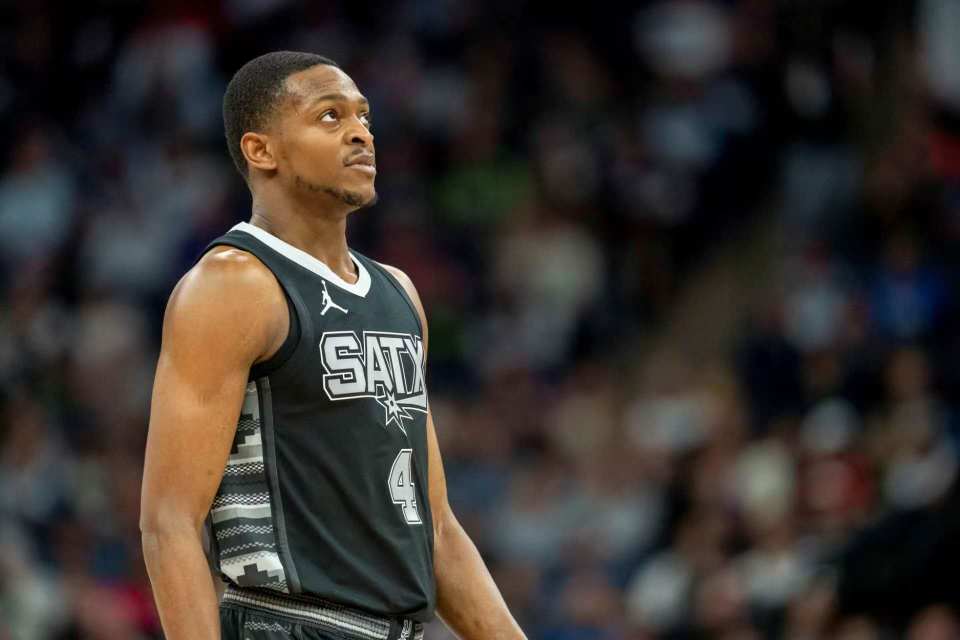 鲁媒：限制投入更需加快造血，中国职业足球生存困境并未解决（鲁媒：限投之外更应加快自我造血，中国职业足球的生存困局仍未化解）